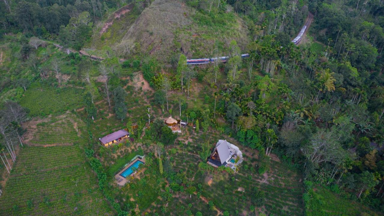 Tea Cabins Елла Екстер'єр фото